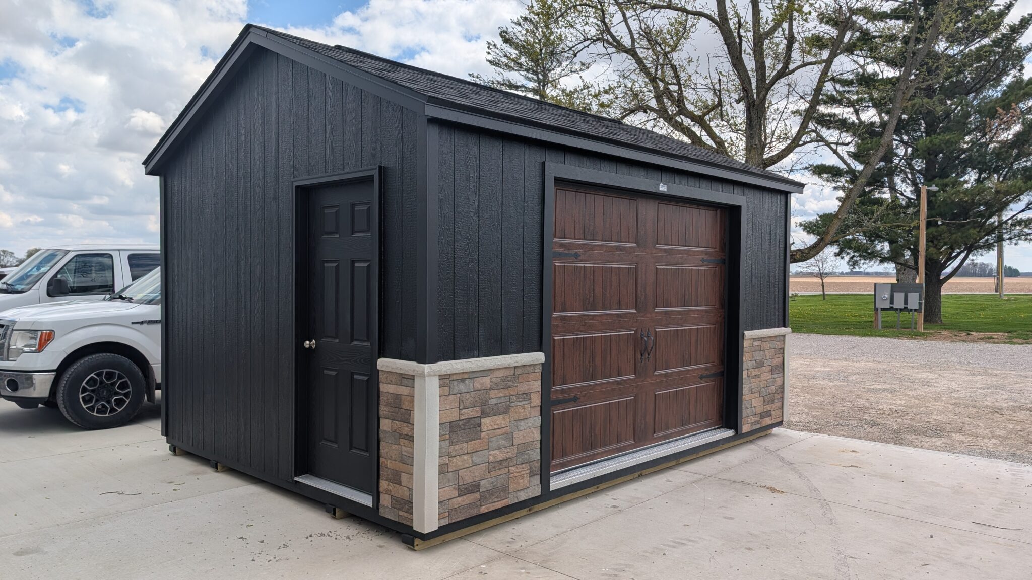 Yoder Siding 12x16 Garage - Yoder's Quality Barns