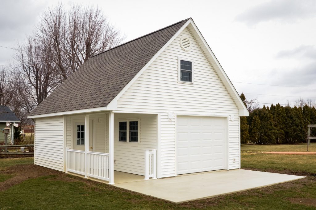 Garage by a Fort Wayne, Indiana area shed builder