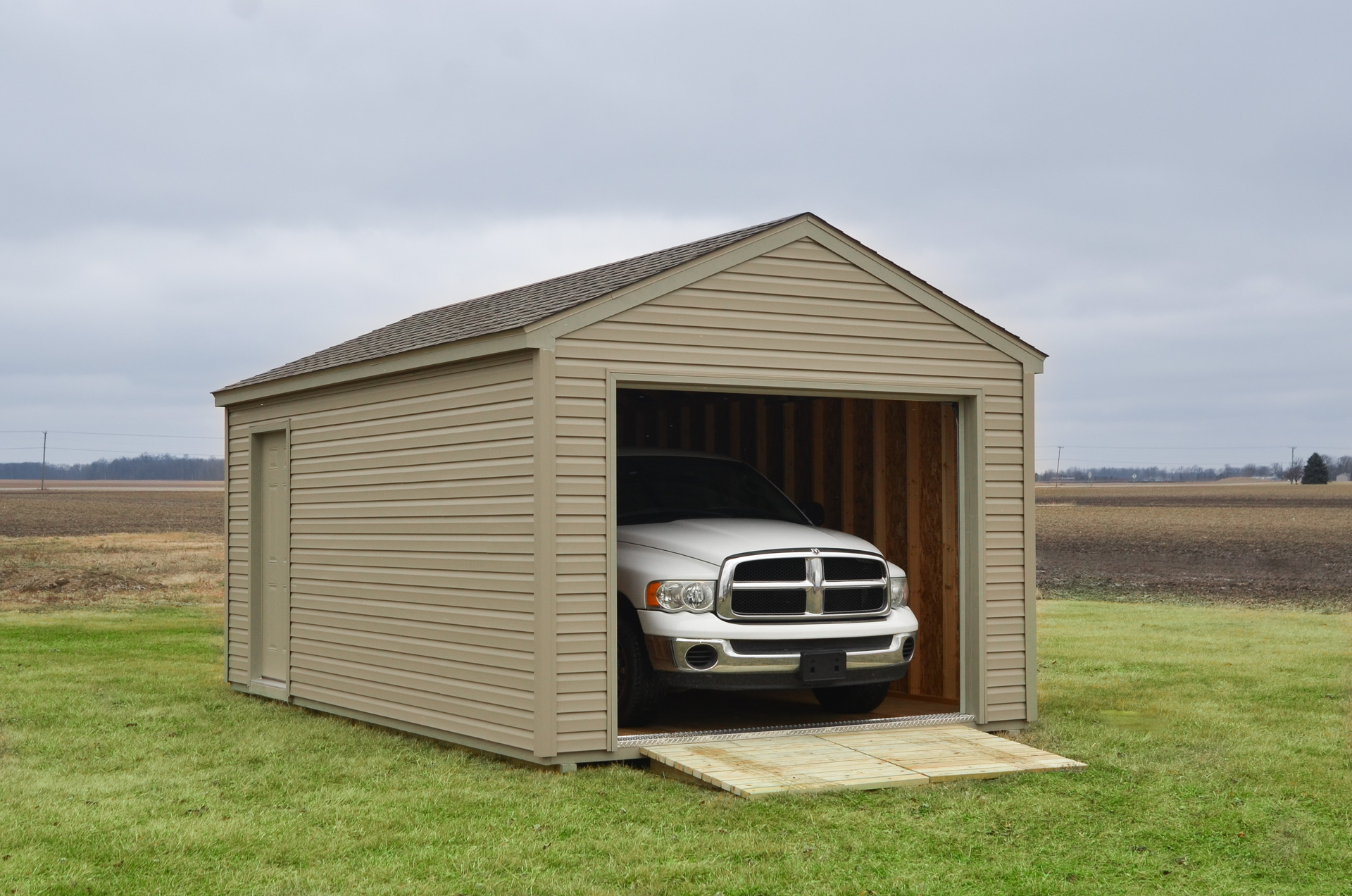 Garages Yoder's Quality Barns Fort Wayne, IN Garages and Sheds