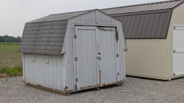 8x8 Used Barn - Image 2